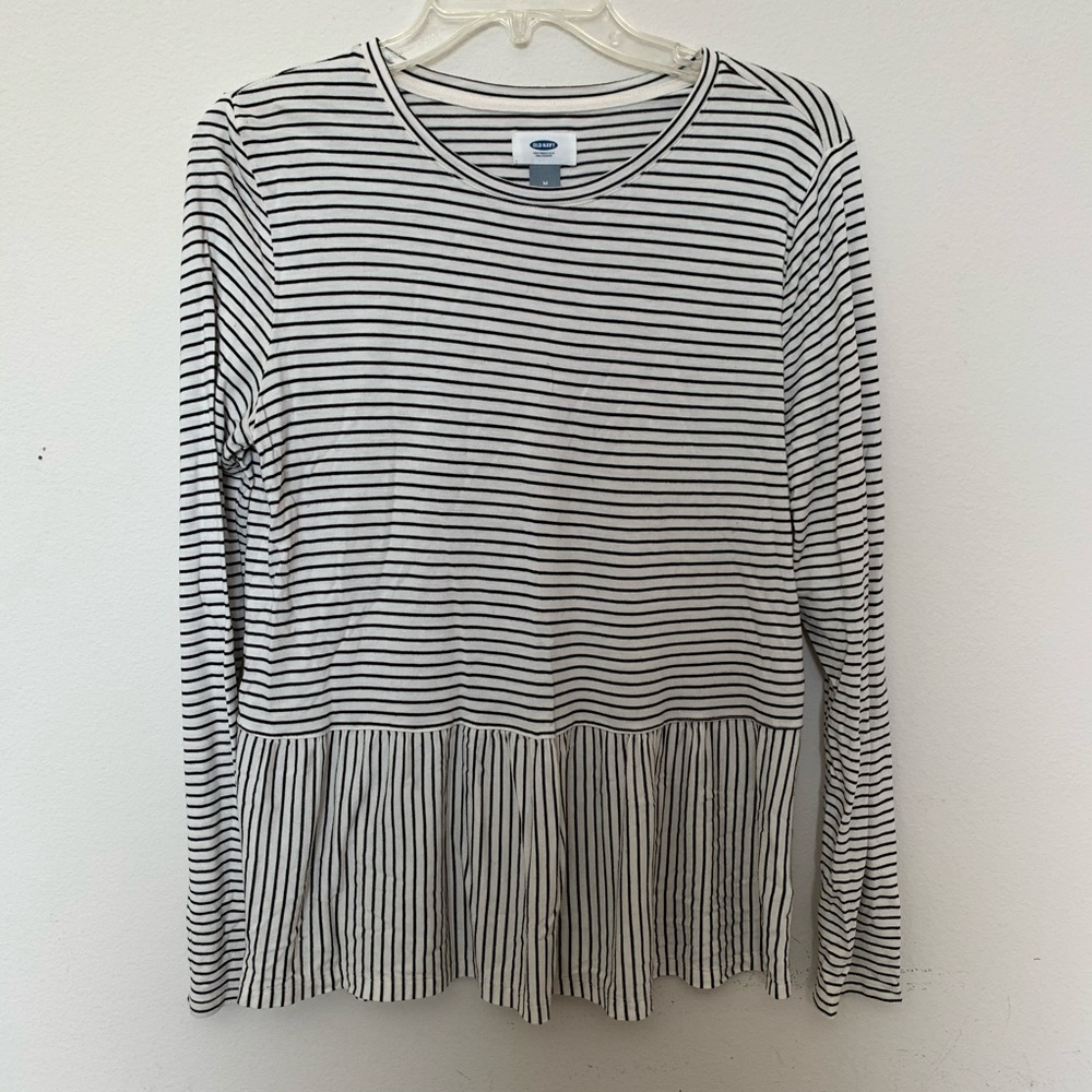 Long sleeve flowy striped shirt